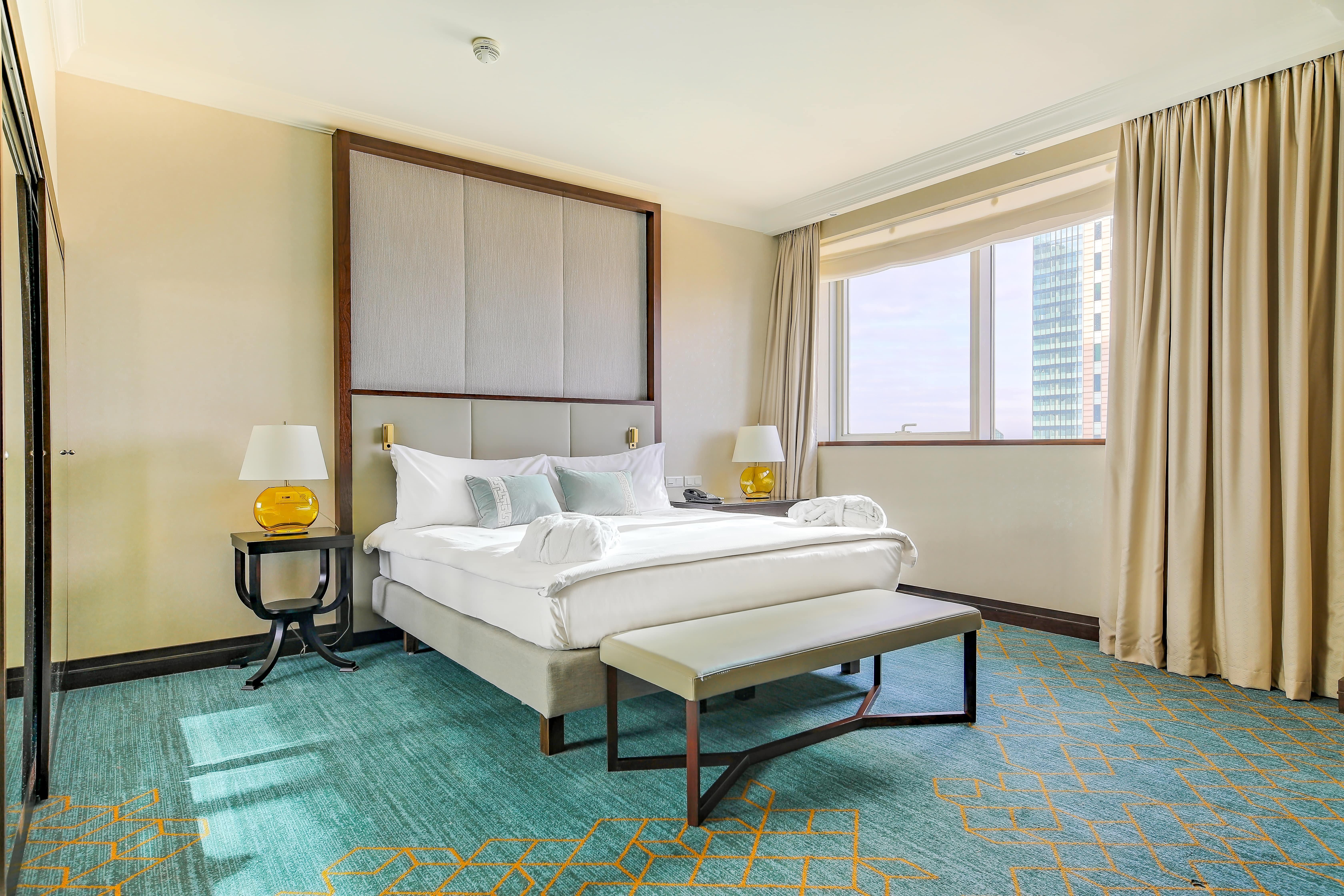 Intercontinental Warszawa By Ihg Hotel Luaran gambar A room at the hotel