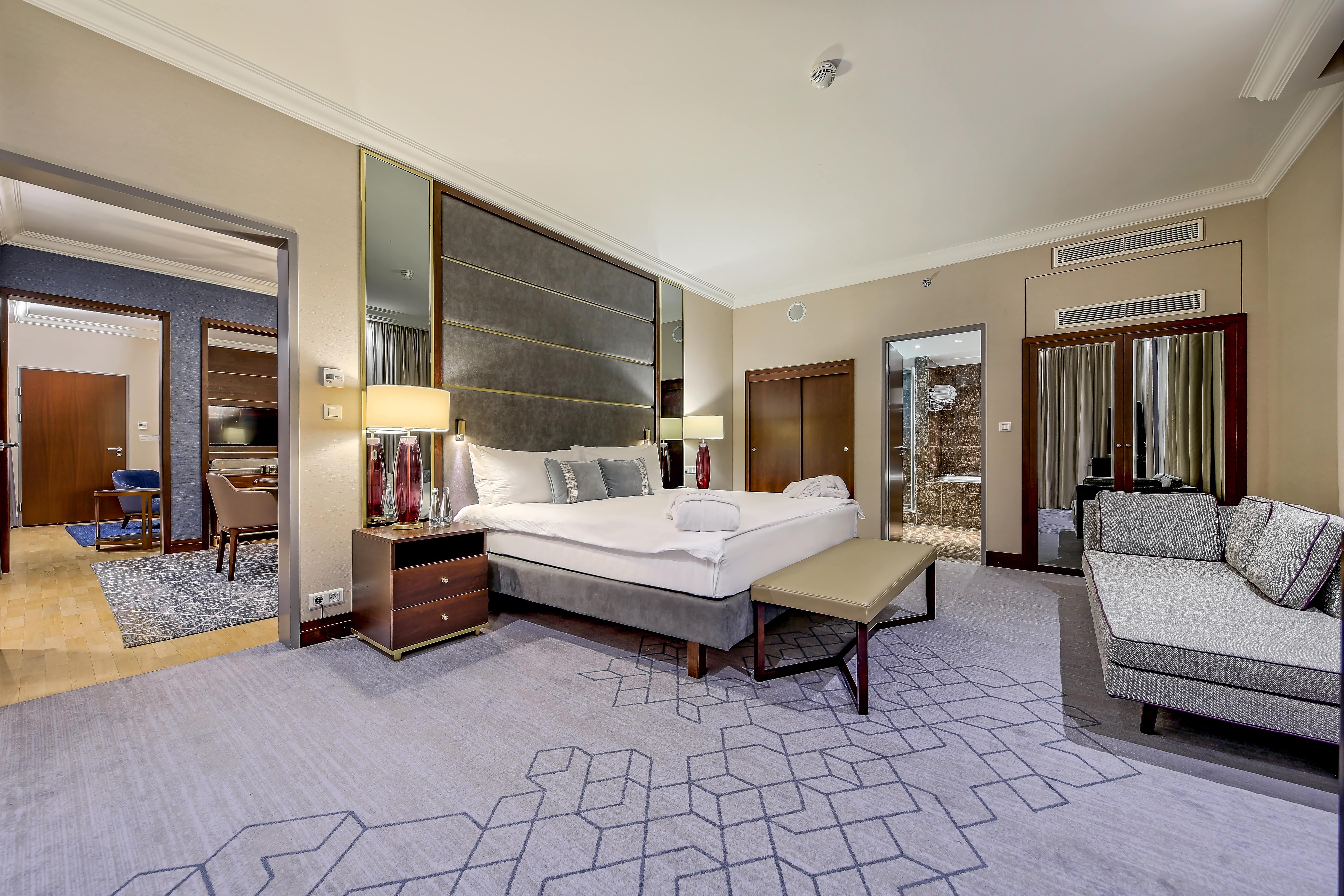 Intercontinental Warszawa By Ihg Hotel Luaran gambar A room at the hotel