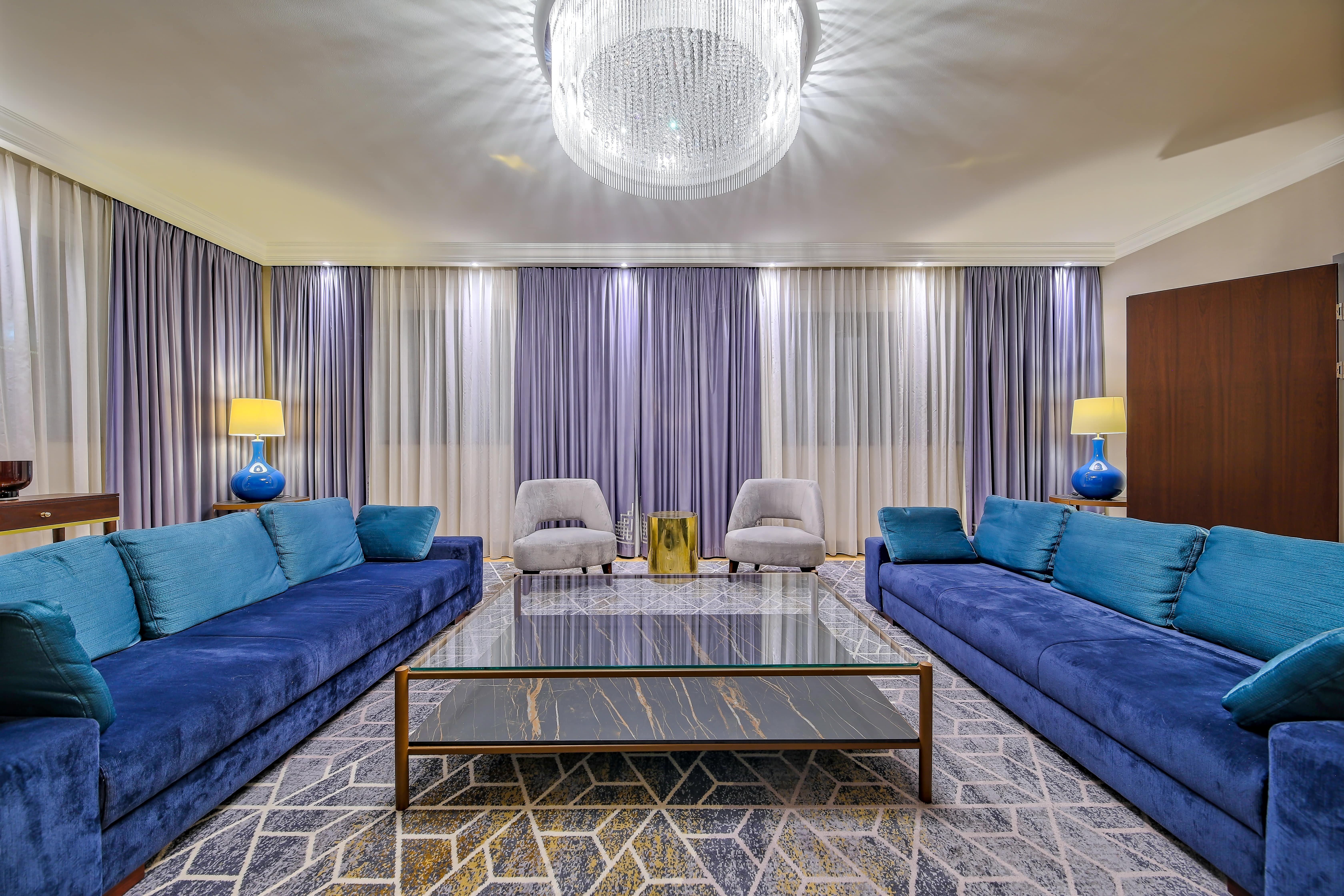 Intercontinental Warszawa By Ihg Hotel Luaran gambar The living room of the presidential suite