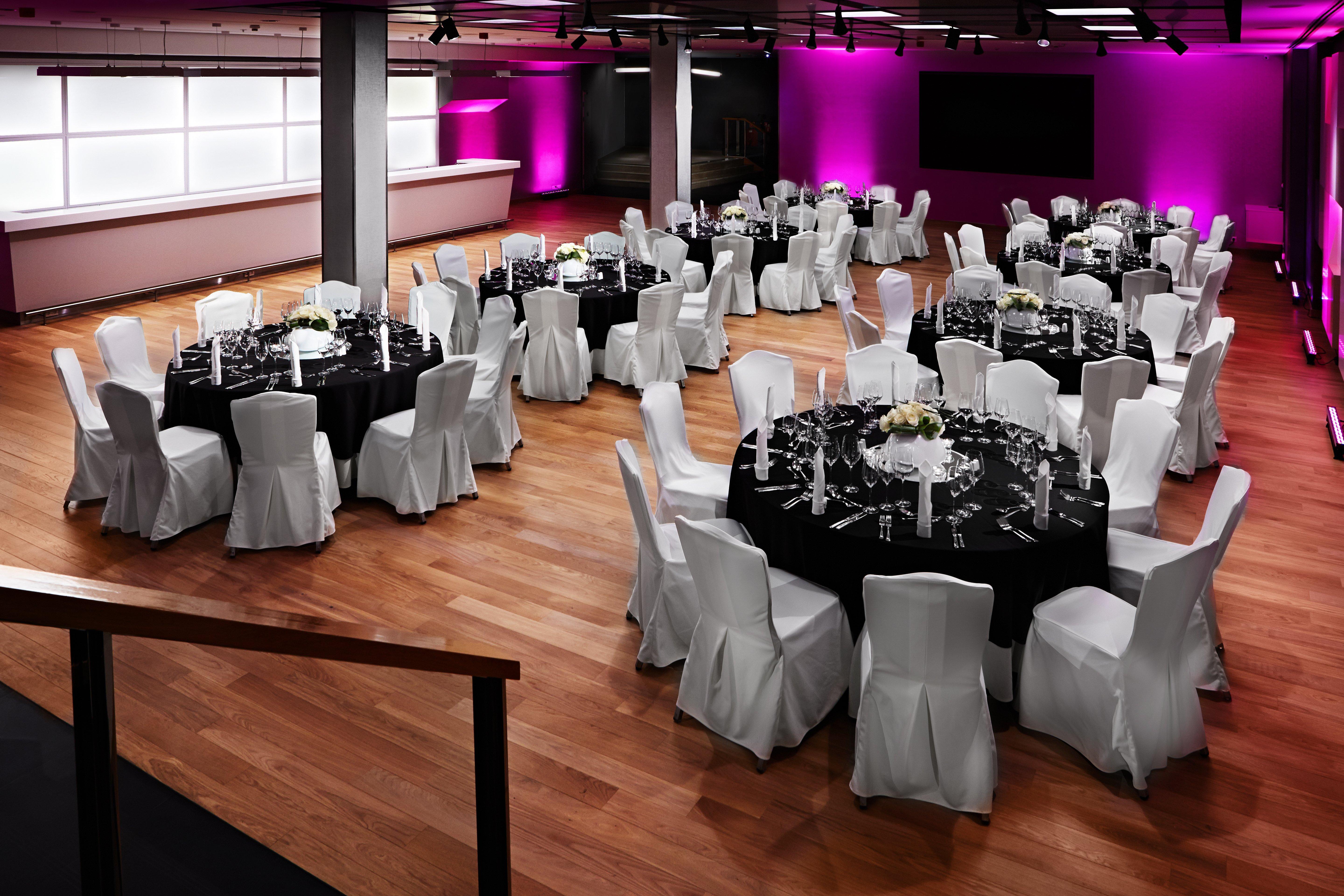 Intercontinental Warszawa By Ihg Hotel Luaran gambar The interior of the venue