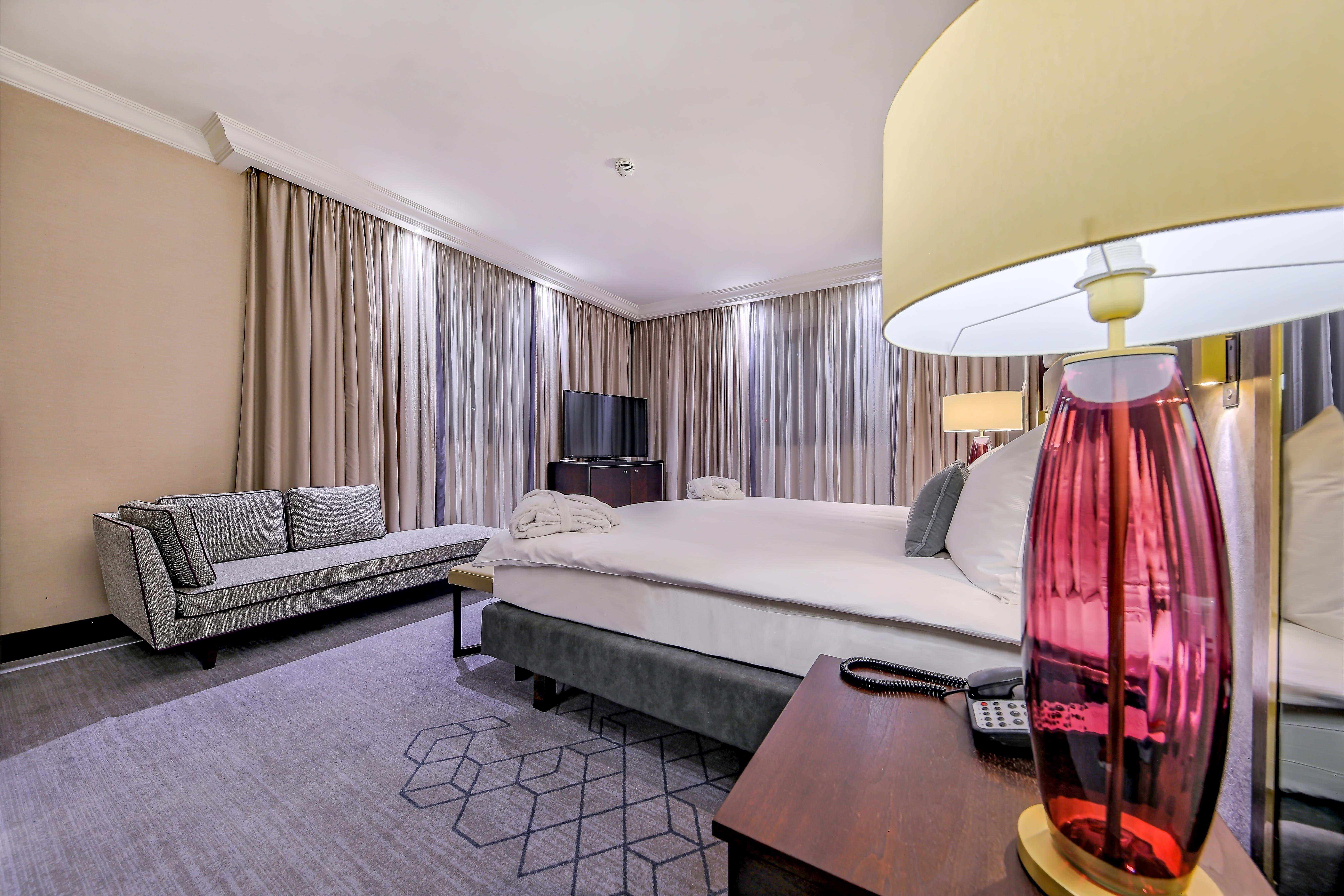 Intercontinental Warszawa By Ihg Hotel Luaran gambar A room at the hotel