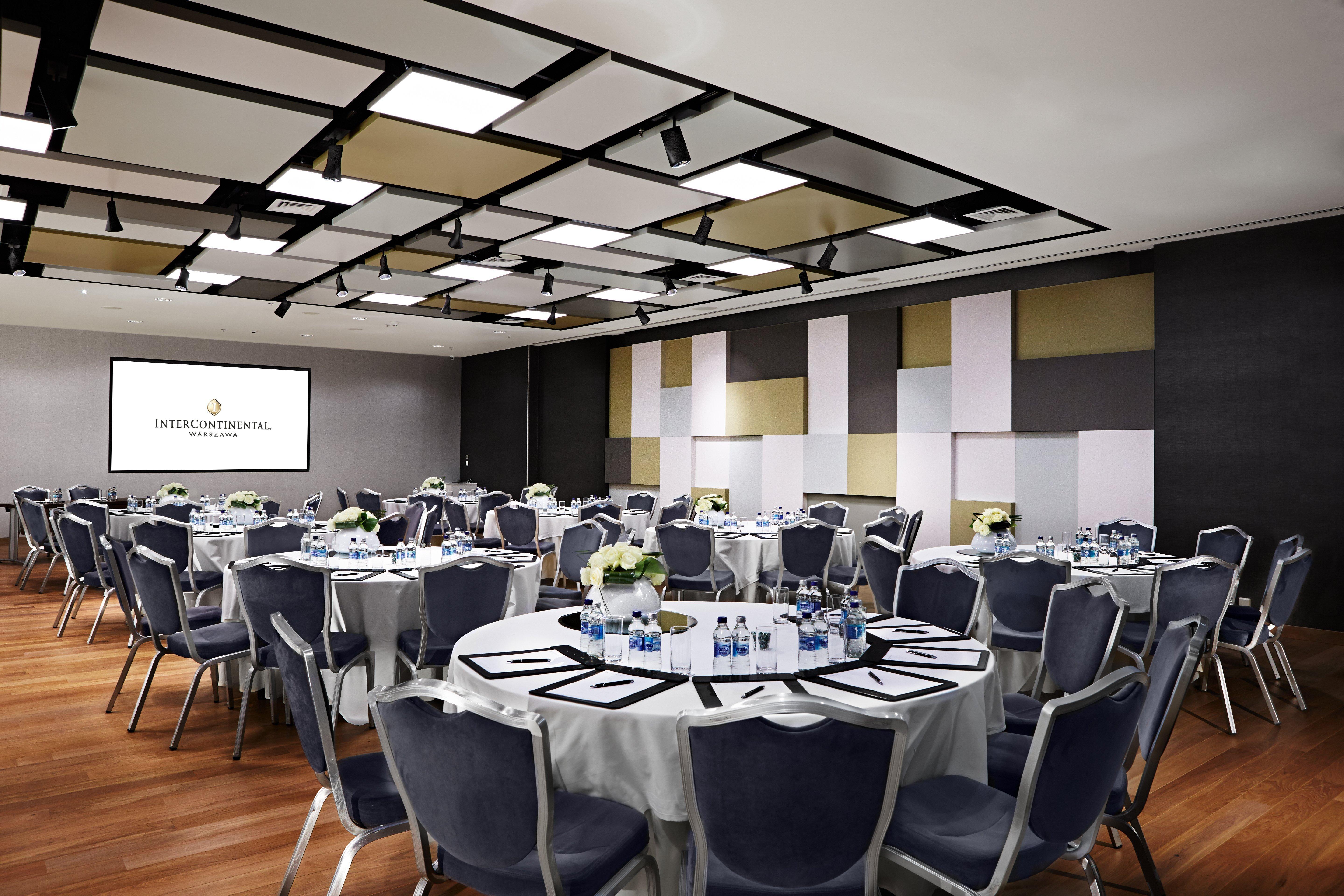 Intercontinental Warszawa By Ihg Hotel Luaran gambar The meeting room at the hotel