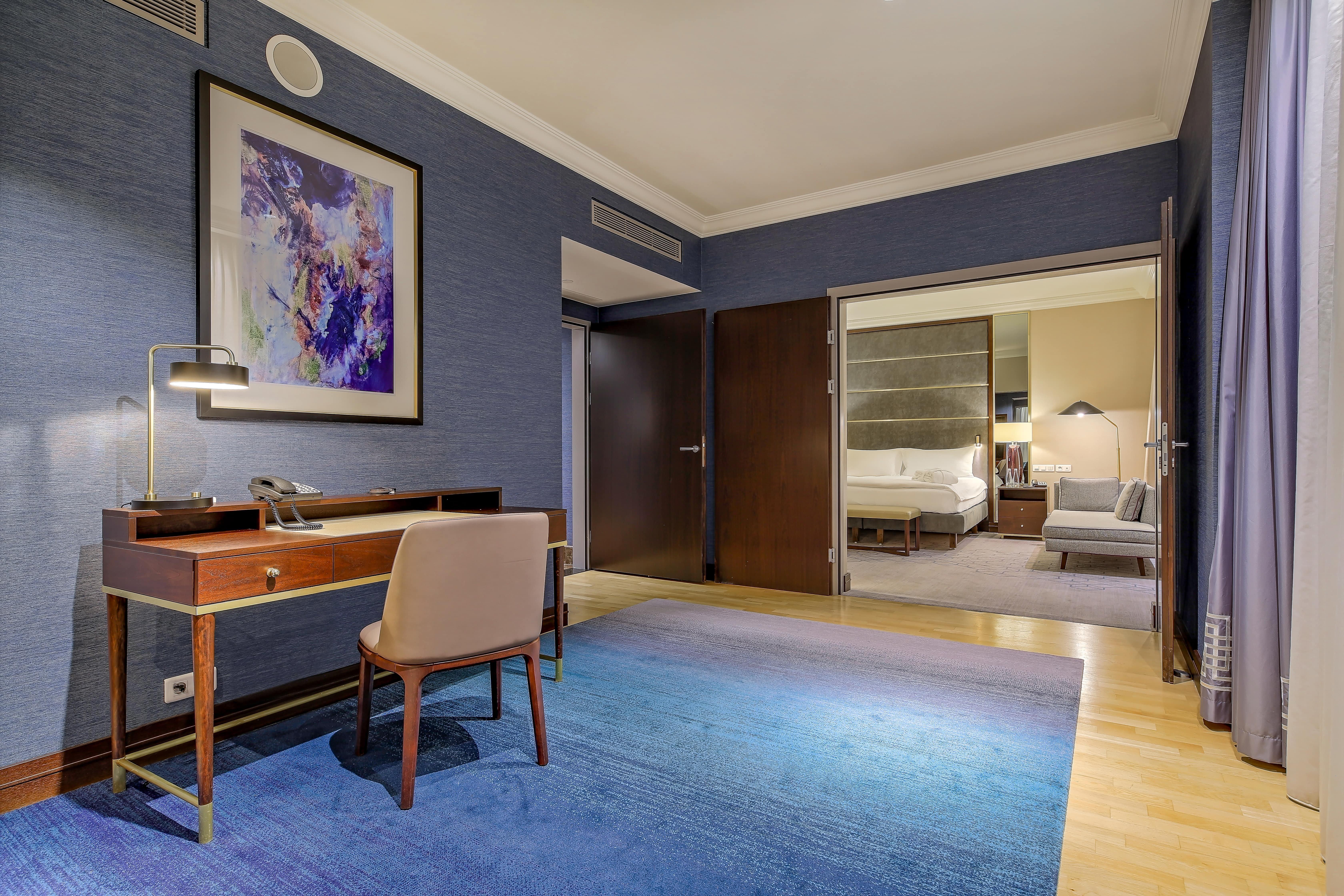 Intercontinental Warszawa By Ihg Hotel Luaran gambar A room at the hotel